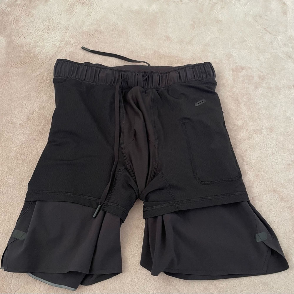 Lululemon short size S - Picture 10 of 13